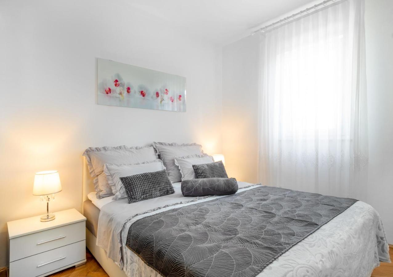 Beach Apartment Simphony Сплит Екстериор снимка